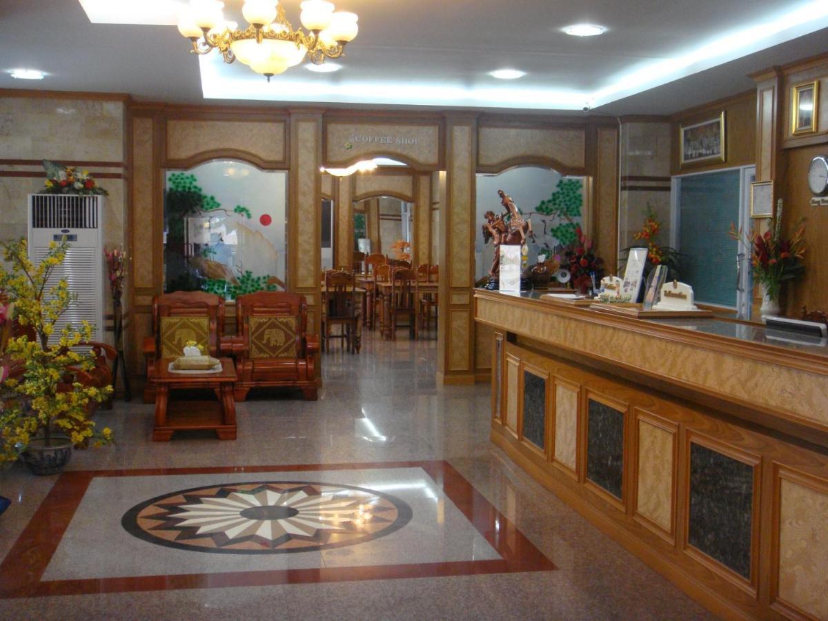 Submukda Phoomplace Hotel Mukdahan Zewnętrze zdjęcie