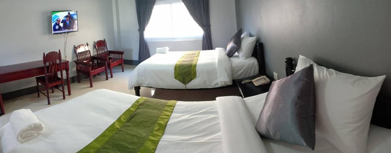 Submukda Phoomplace Hotel Mukdahan Zewnętrze zdjęcie