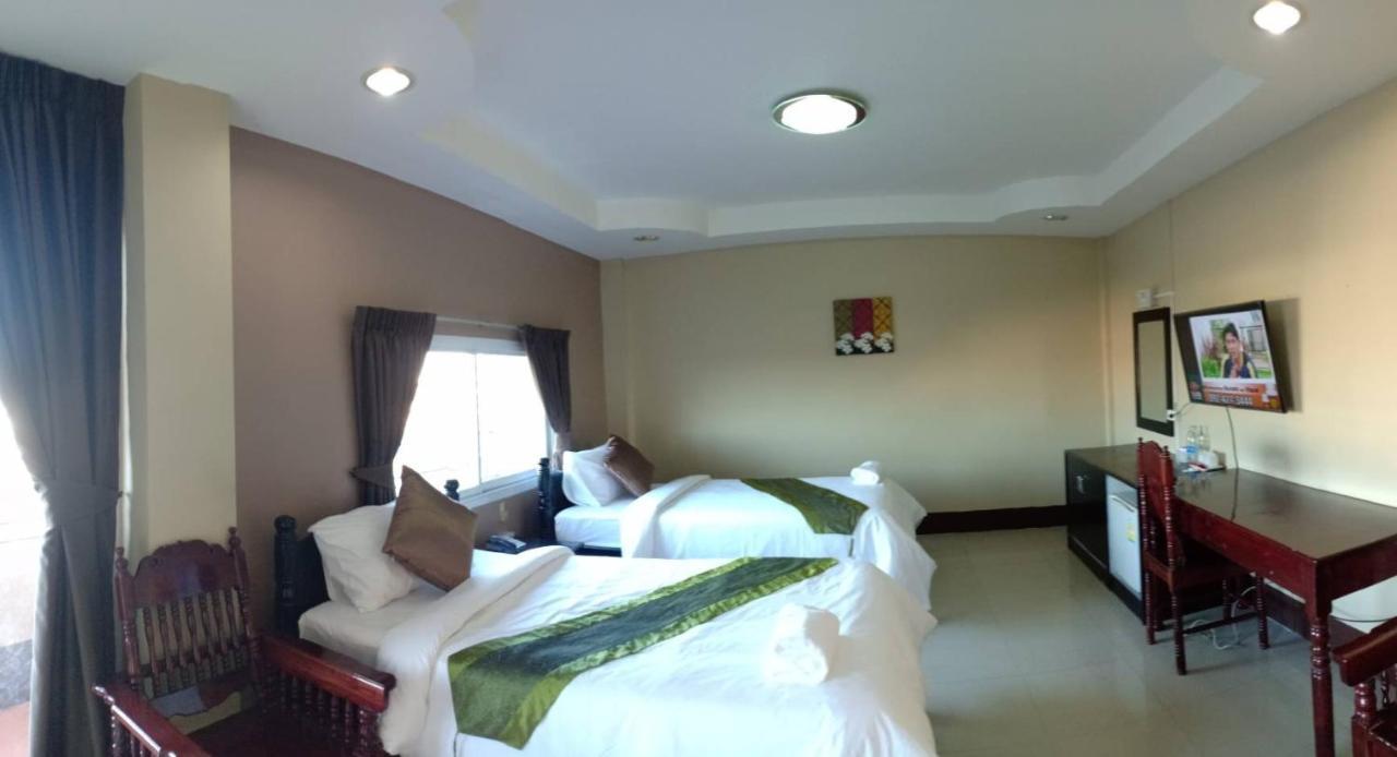 Submukda Phoomplace Hotel Mukdahan Zewnętrze zdjęcie