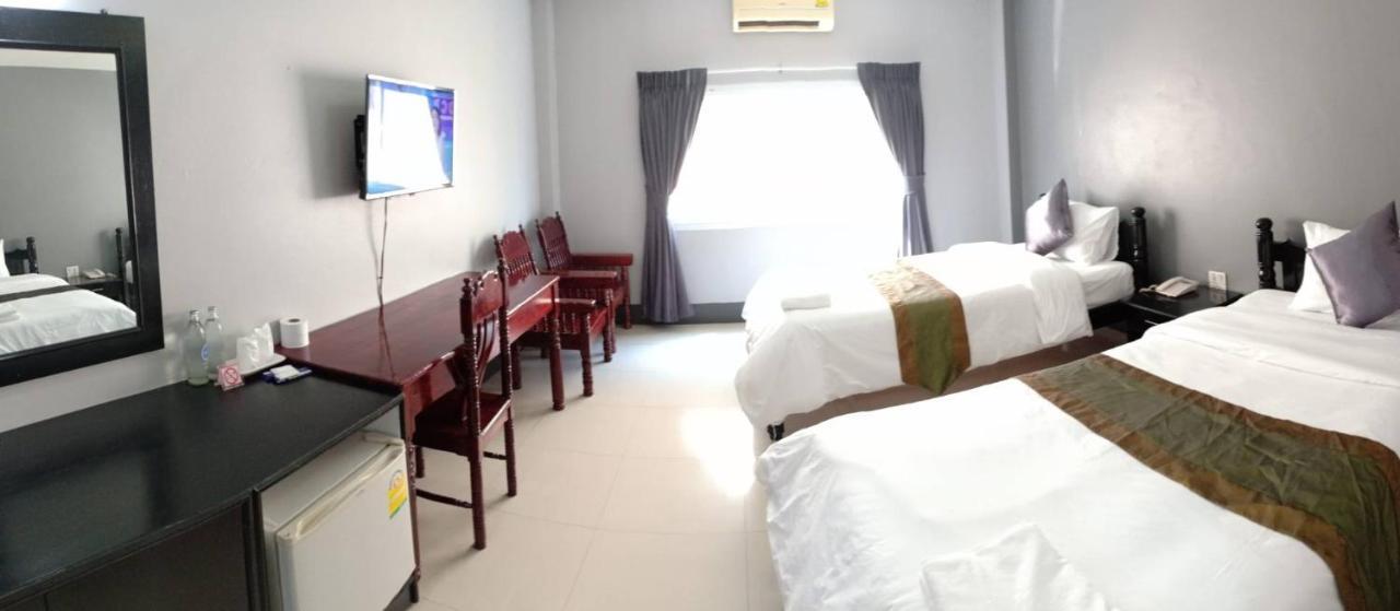 Submukda Phoomplace Hotel Mukdahan Zewnętrze zdjęcie
