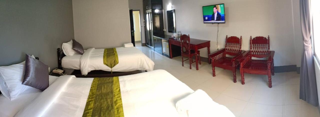 Submukda Phoomplace Hotel Mukdahan Zewnętrze zdjęcie