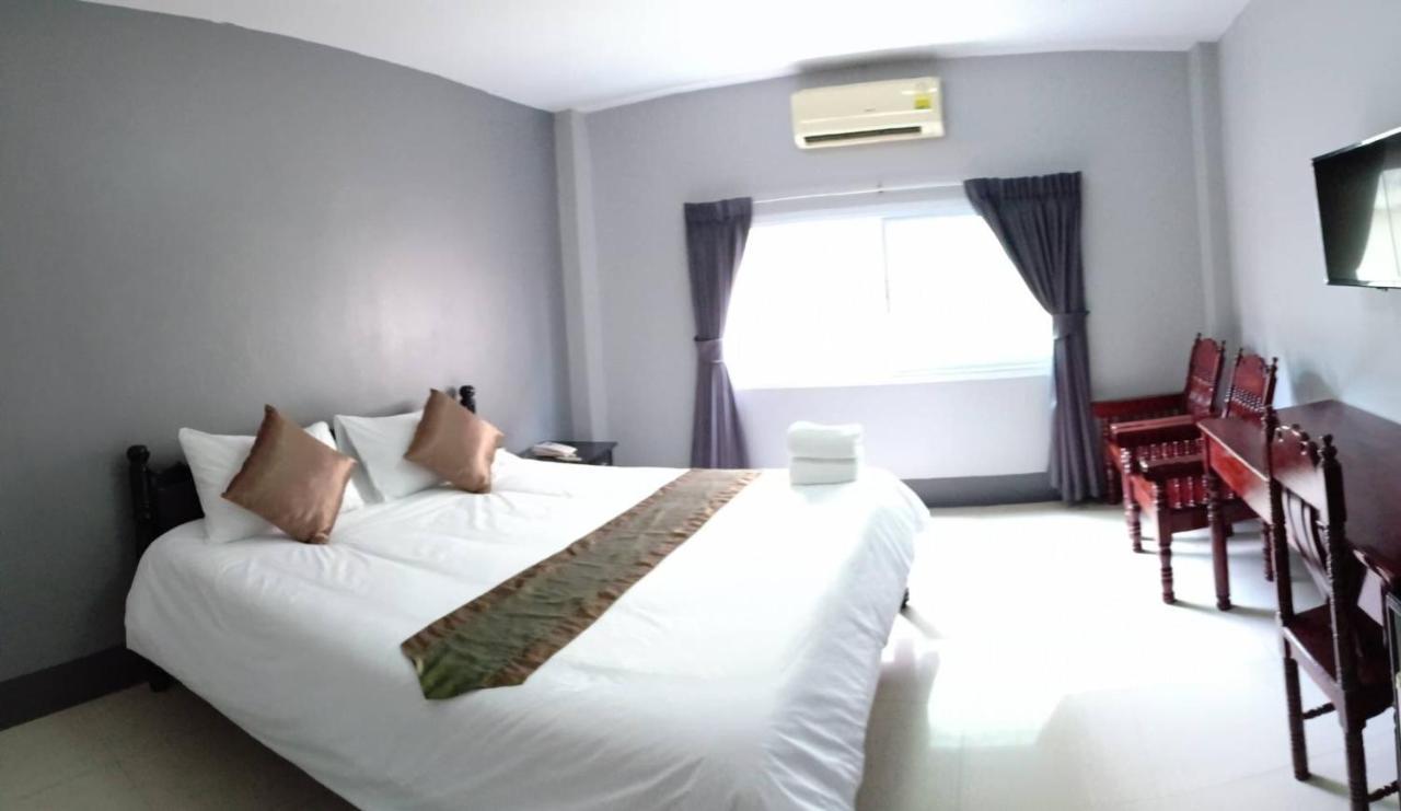 Submukda Phoomplace Hotel Mukdahan Zewnętrze zdjęcie