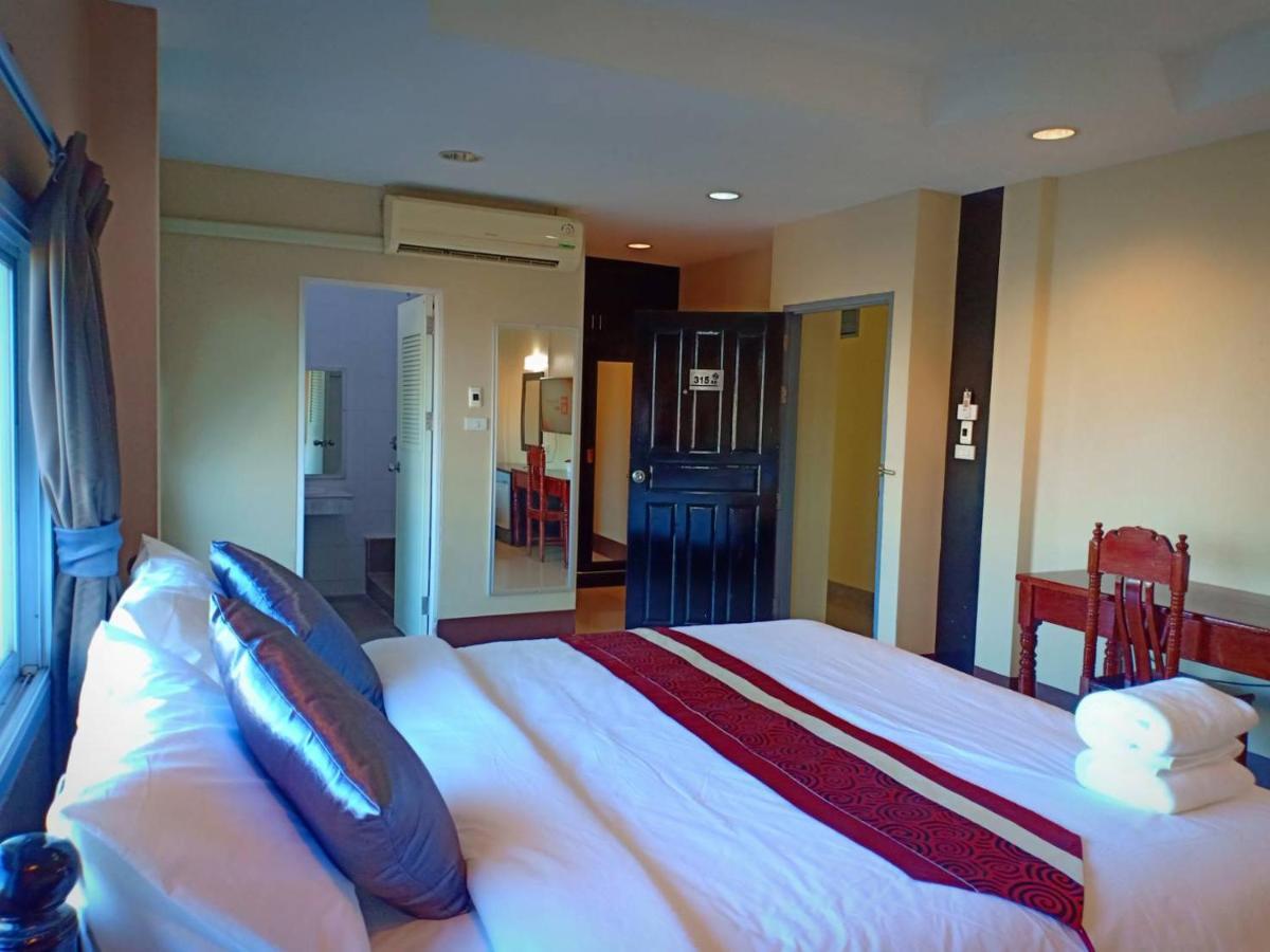 Submukda Phoomplace Hotel Mukdahan Zewnętrze zdjęcie