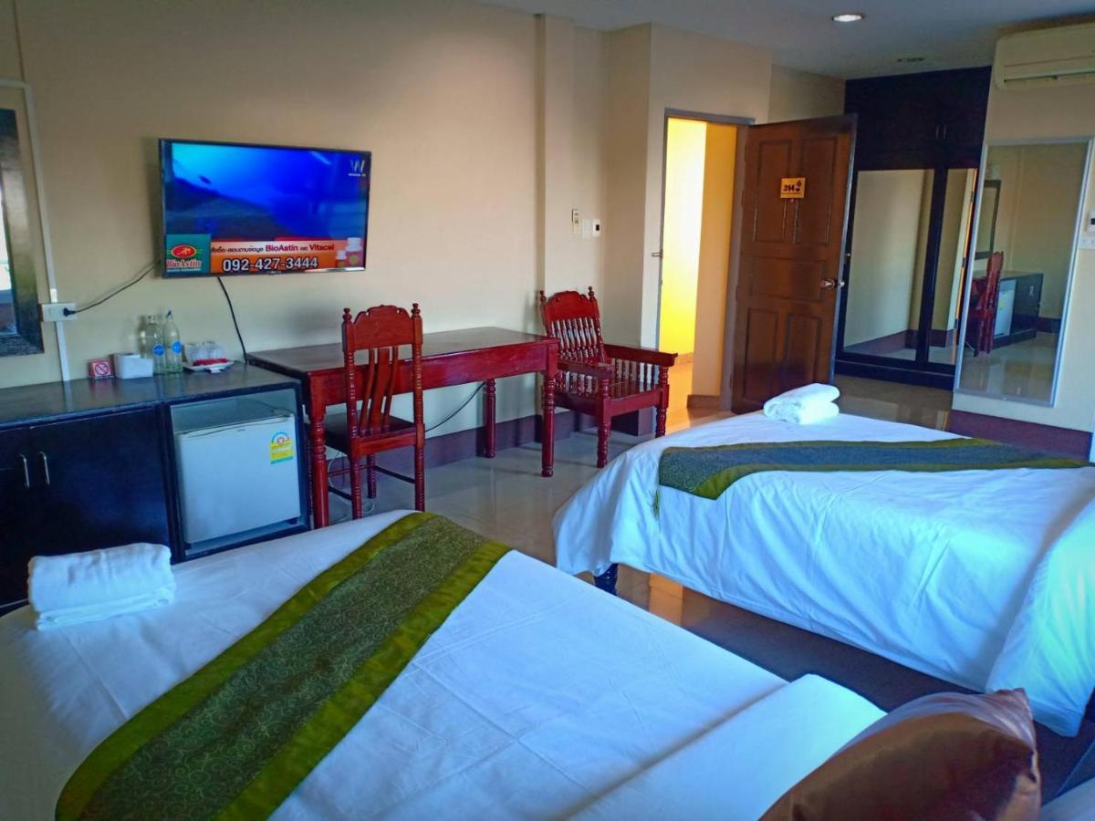 Submukda Phoomplace Hotel Mukdahan Zewnętrze zdjęcie
