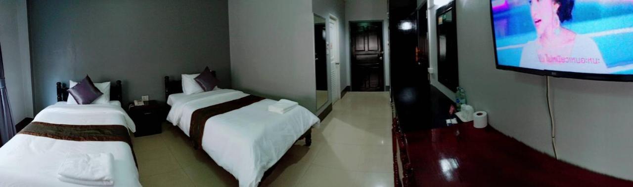 Submukda Phoomplace Hotel Mukdahan Zewnętrze zdjęcie